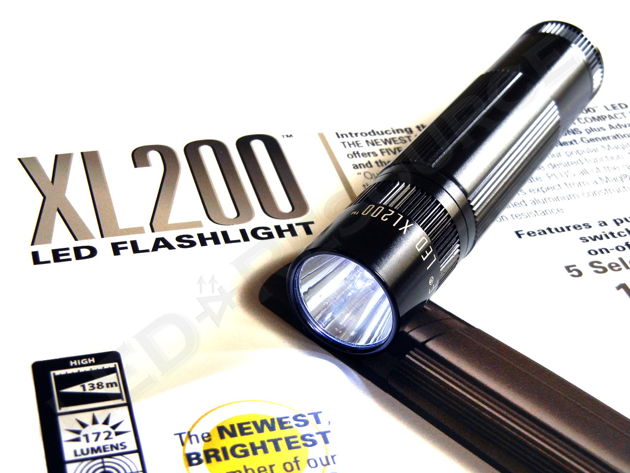XL200_00.jpg